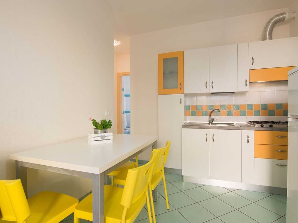 Attractive Holiday Home in Rosolina near Lungomare Beach