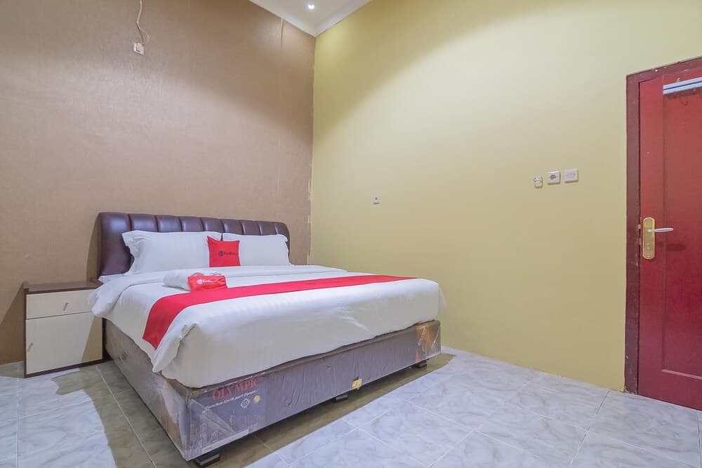 RedDoorz Syariah @ Jalan Tjilik Riwut