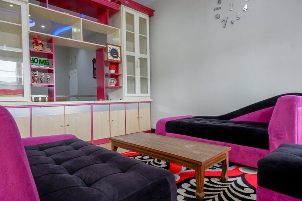 RedDoorz Syariah near Komplek Candi Arjuna Dieng