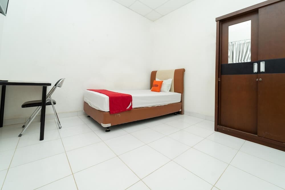 KoolKost Syariah near Summarecon Mall Serpong