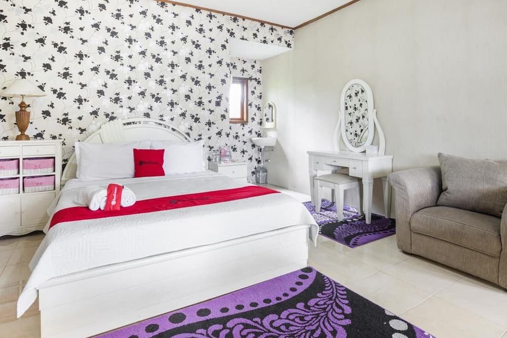 RedDoorz Plus @ Purwodadi