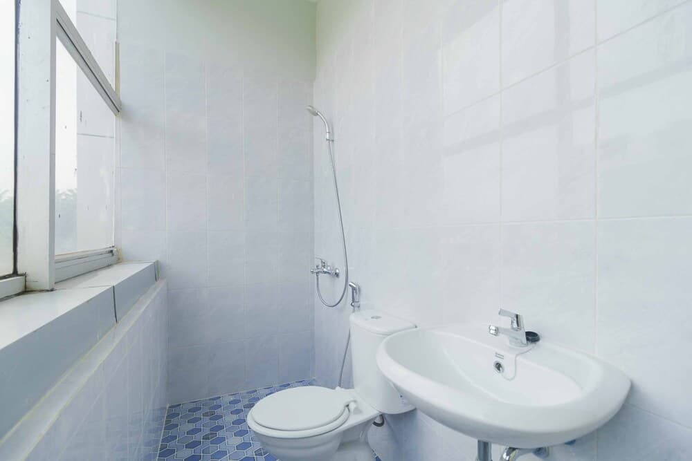 RedDoorz @ Helvetia Medan 2