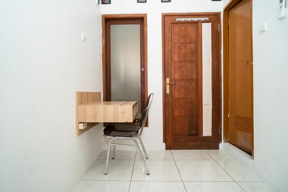 Koolkost near Universitas Pancasila