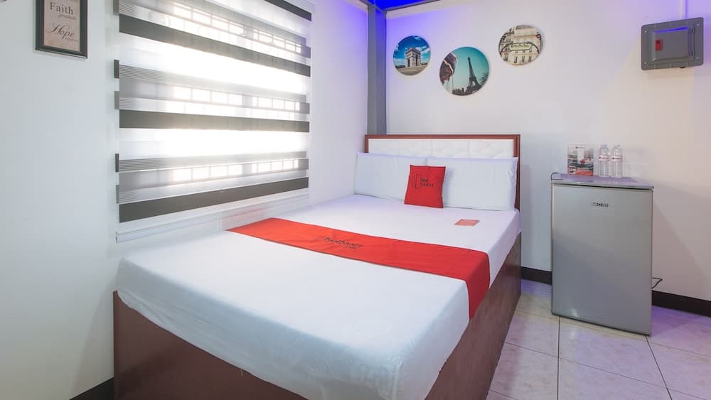 RedDoorz @ A&F C5 Pinagsama Taguig