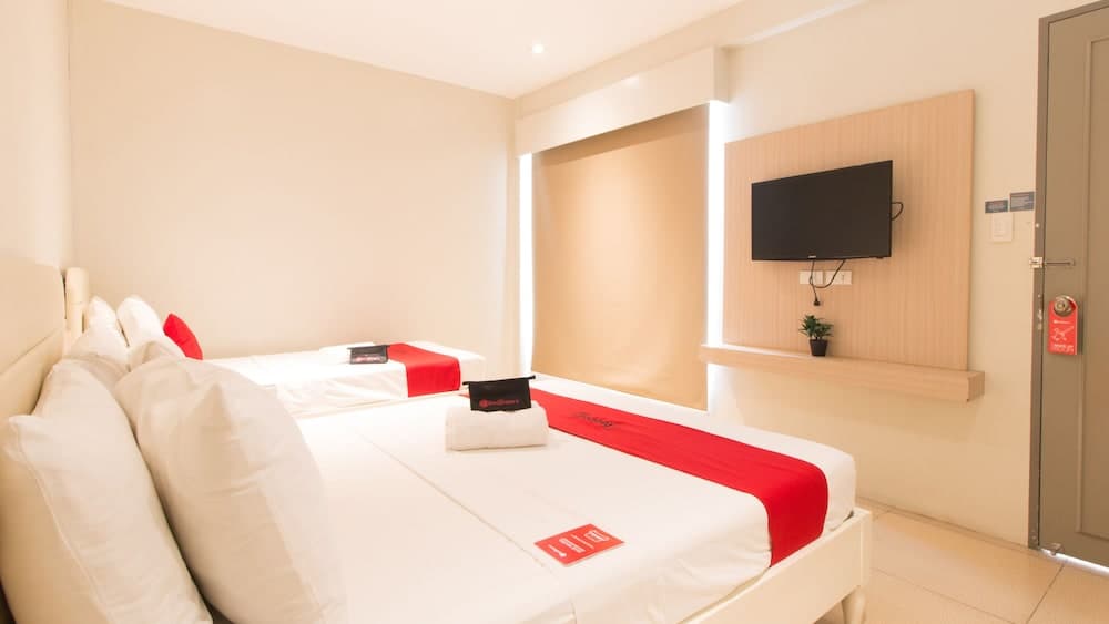 RedDoorz @ General Segundo Avenue Laoag