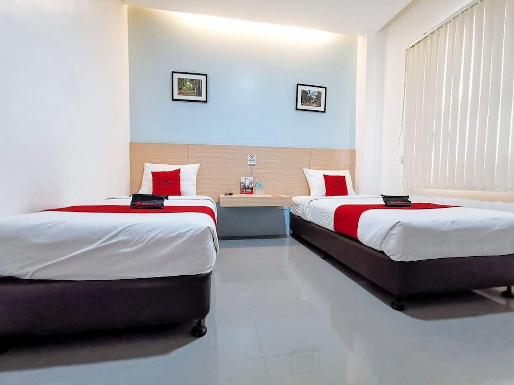 RedDoorz near Trade School Gensan