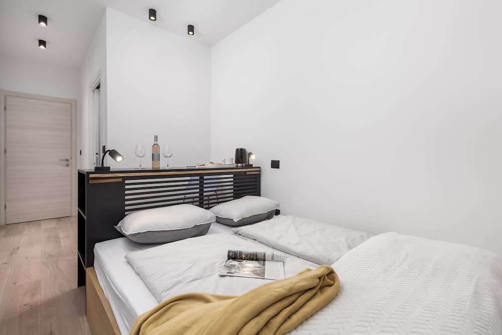 Deluxe Apartments & Rooms In the Center