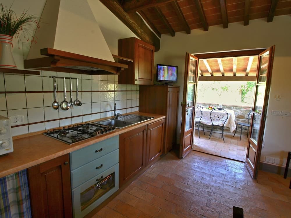 Scenic Farmhouse With Pool