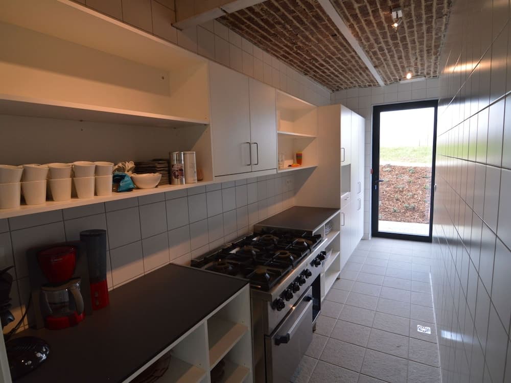 Superb Holiday Home With Barbecue