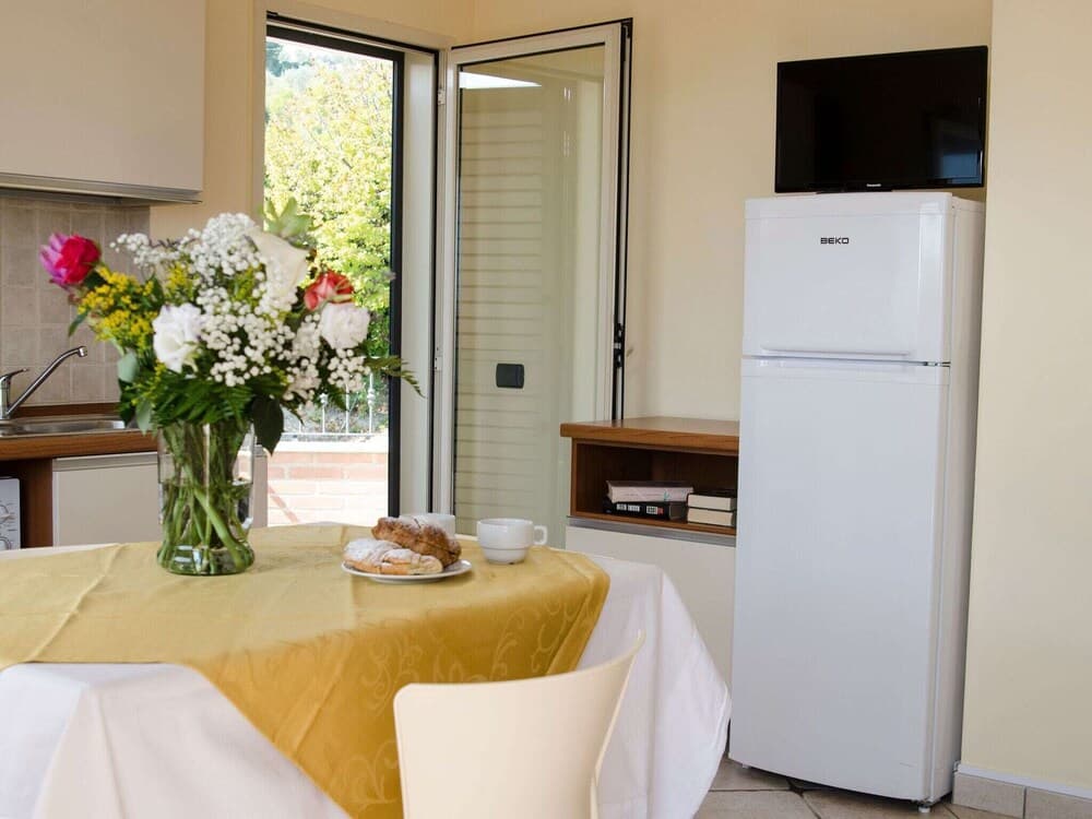 Apartment Overlooking the Pool and the sea