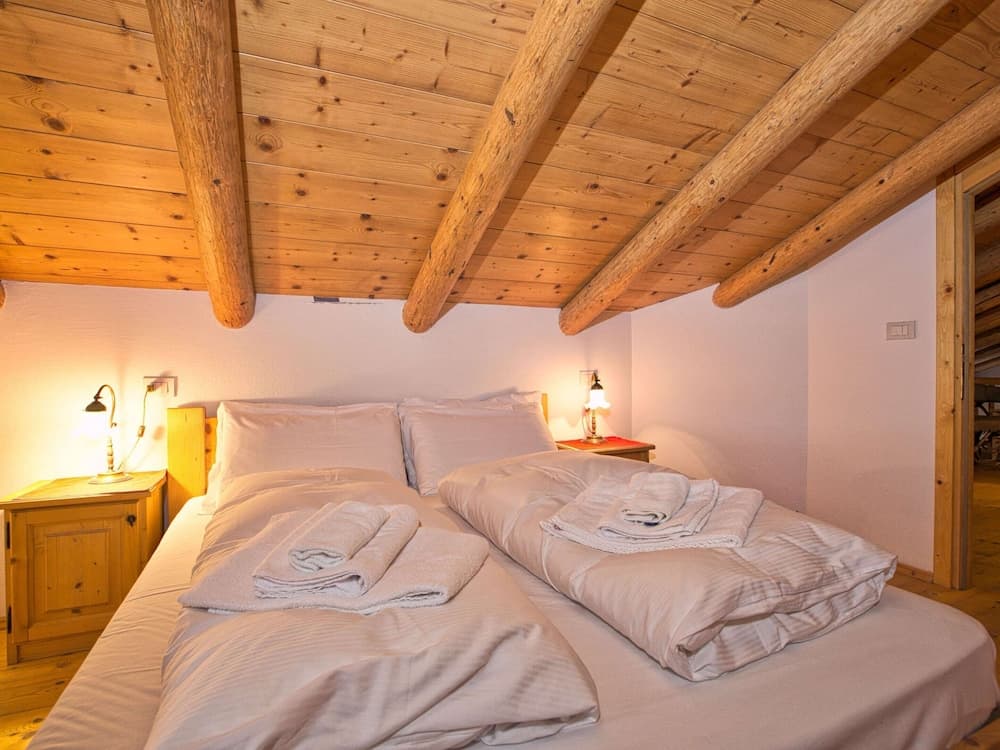 Dreamy Cottage in Bellamonte Italy with Hot Tub