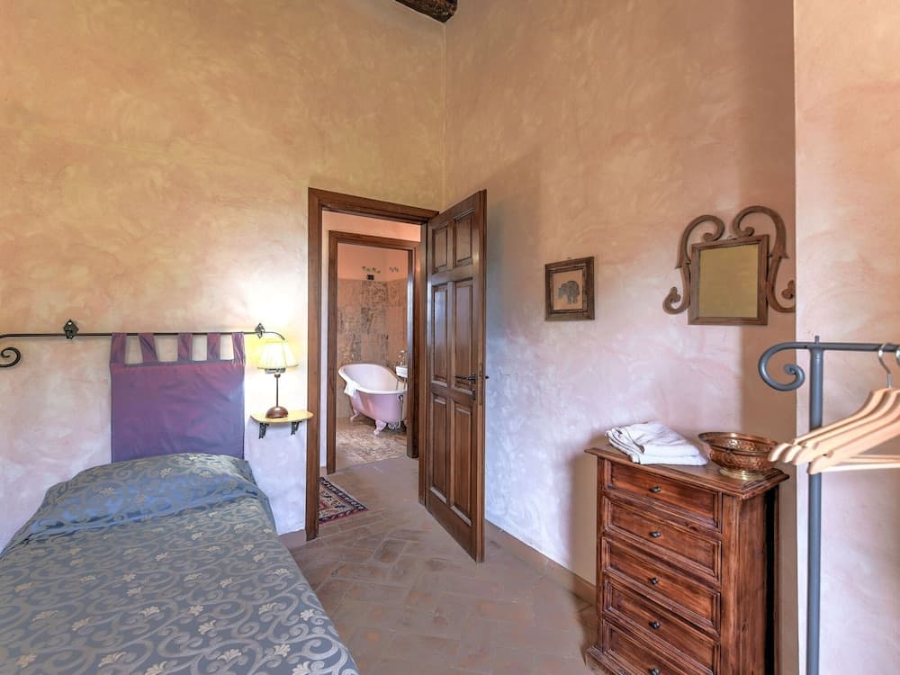 Traditional Holiday Home in Celle Sul Rigo With Pool