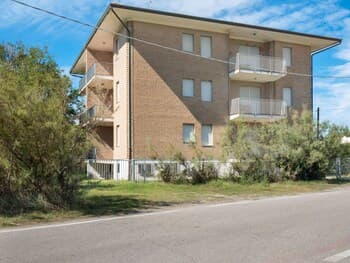 Nice Holiday Home Close to sea Front, in Rosolina Mare, Near Venice