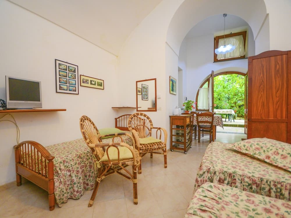 Apartment in Country House near Center of Sorrento