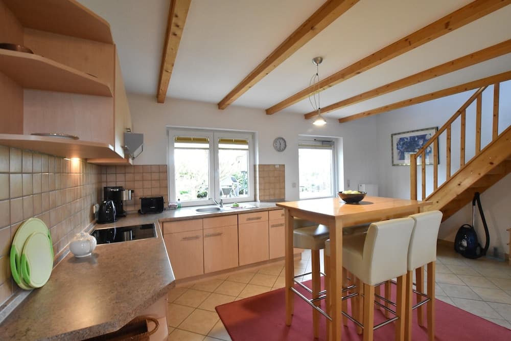 Schone Ferienwohnung in Stellshagen mit Garten