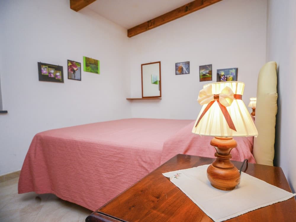 Mansion in Sorrento Near the Beach