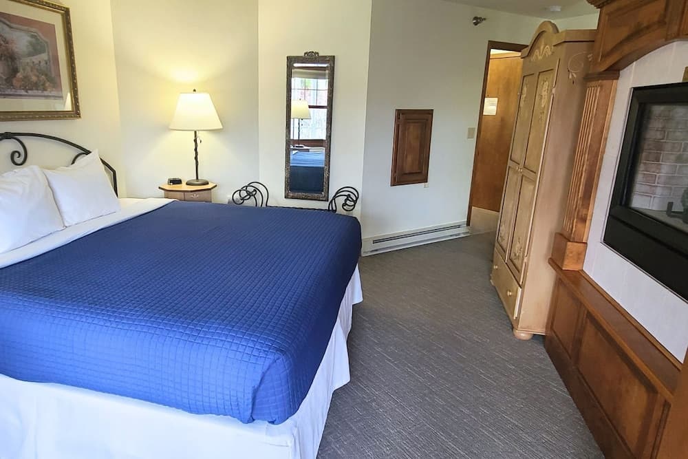 Bridgeport Waterfront Resort