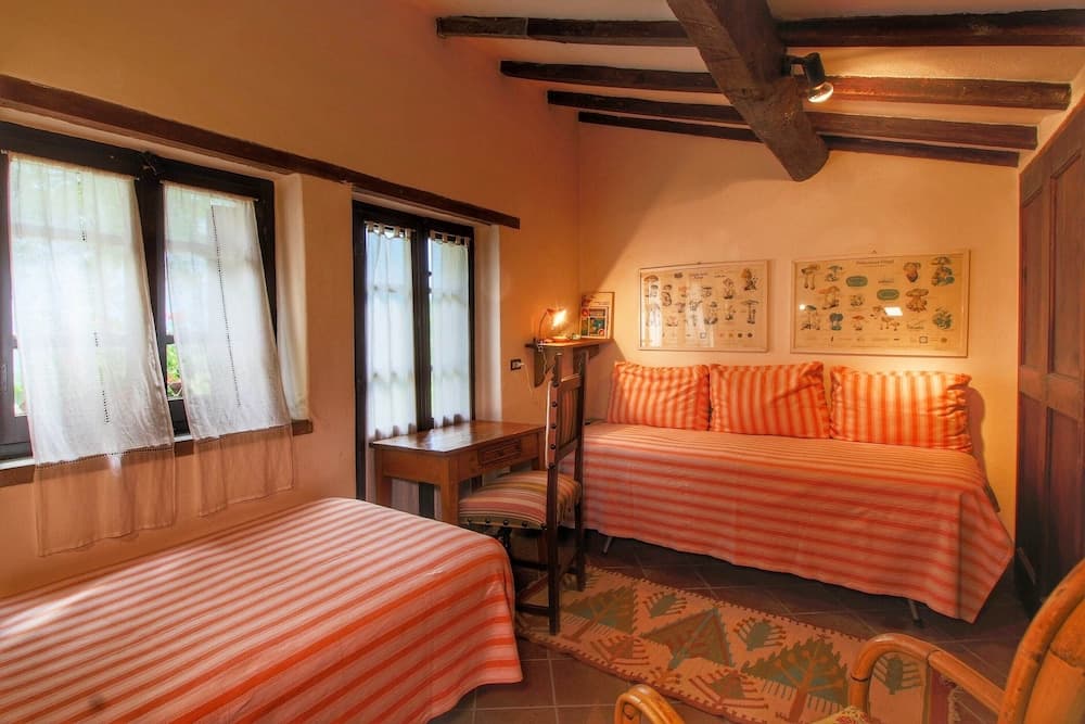 Tranquil Farmhouse near Center in Umbertide with Garden