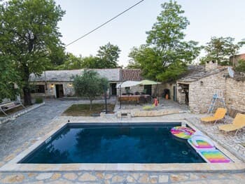 Charming Holiday Home in Bukovic With Pool
