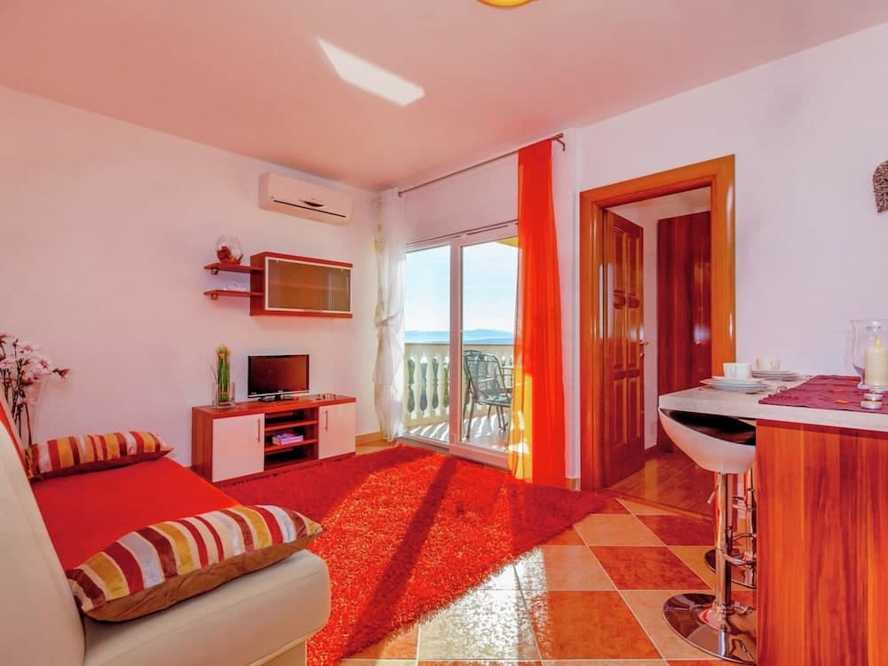 Country House in Croatia With Pool