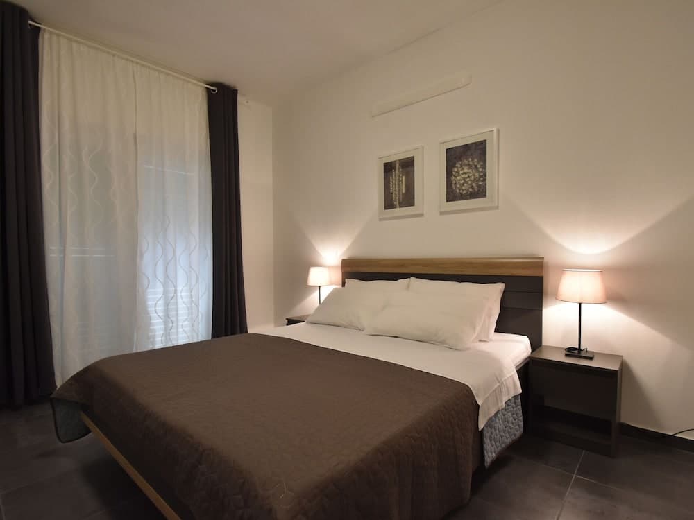 Spacious and Modern Apartment on the Beach in Klek