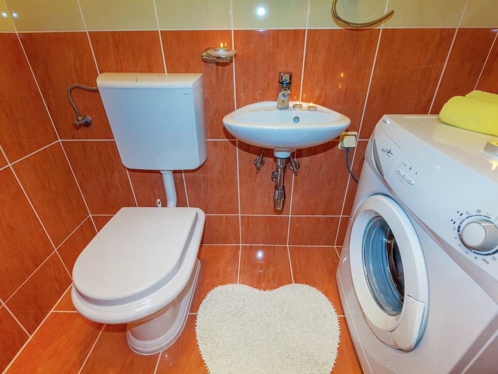 Apartment in Dramalj With Swimming Pool