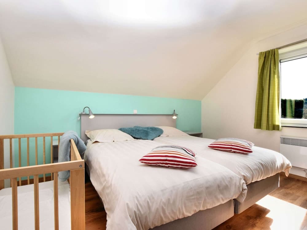 Durbuy Retreat With Sauna Lounge