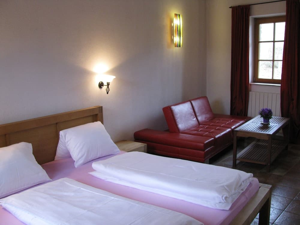 Mansion in Langhe Hills With Pool