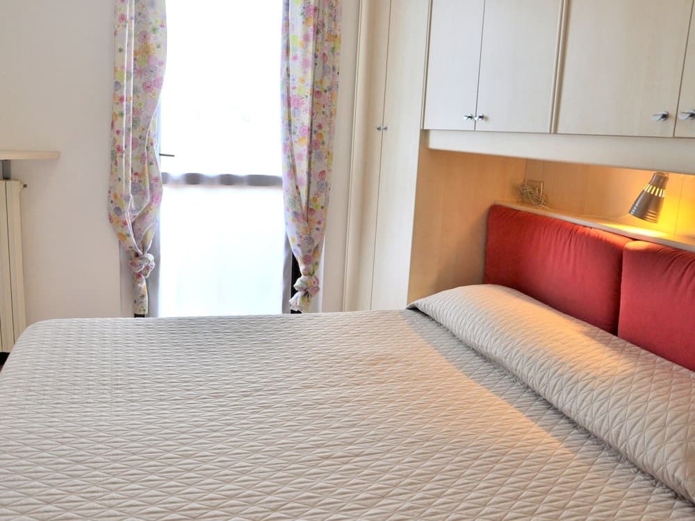 Lazise Lakeside Haven Retreat