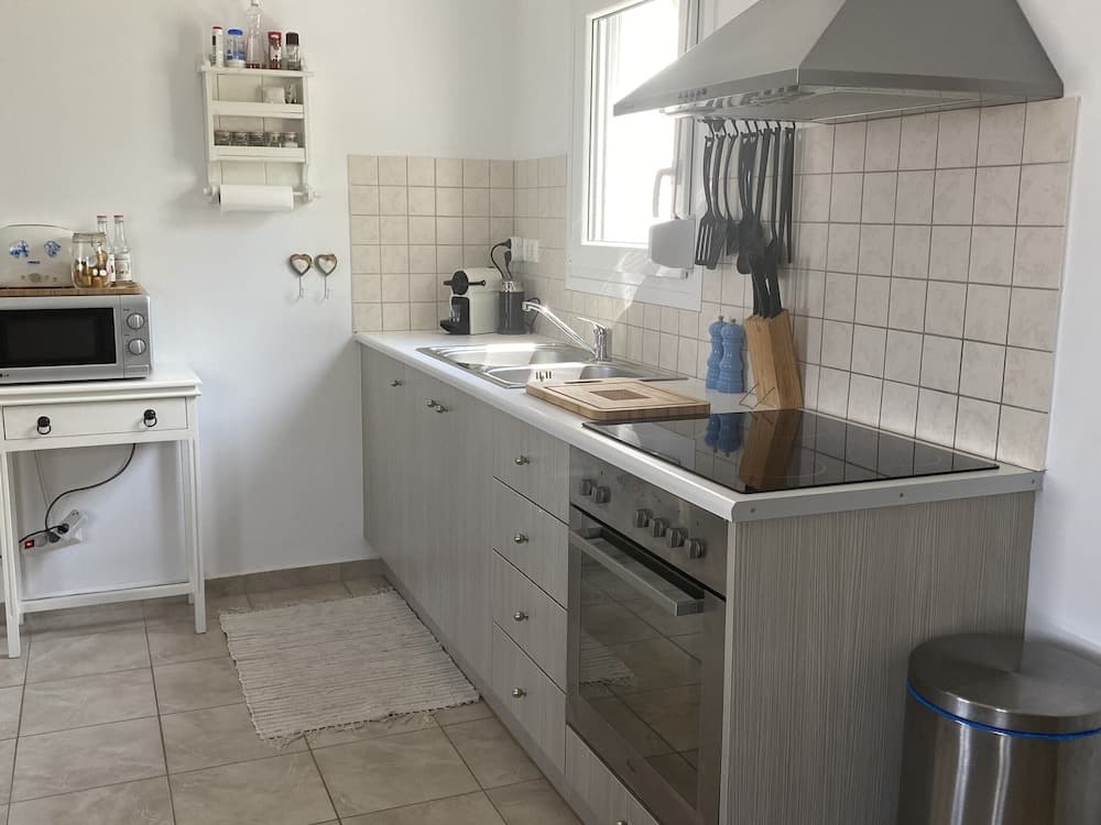 Stylish Villa in Loutra with Private Pool & Garden near Sea Beach