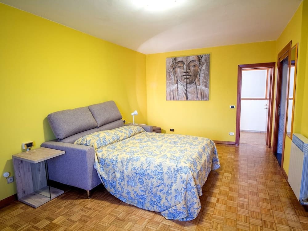 Lakeside Mansion With Pool