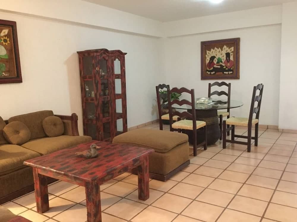 Zona Av. Tecnologico, El Prado