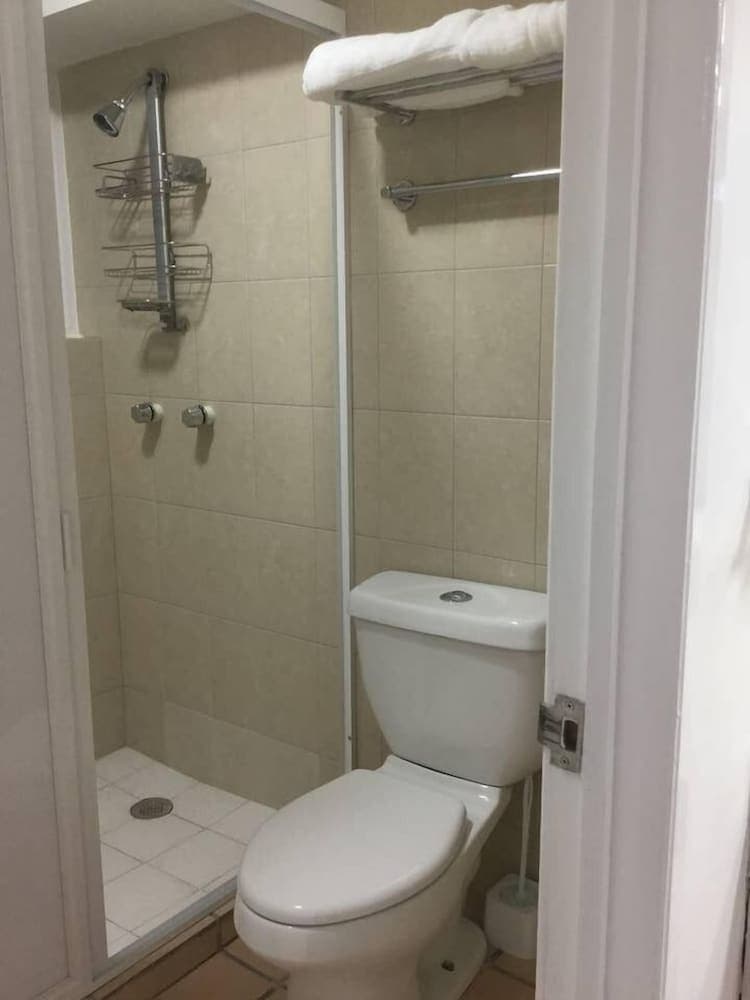 Estancia El Prado, Cerradura Electronica