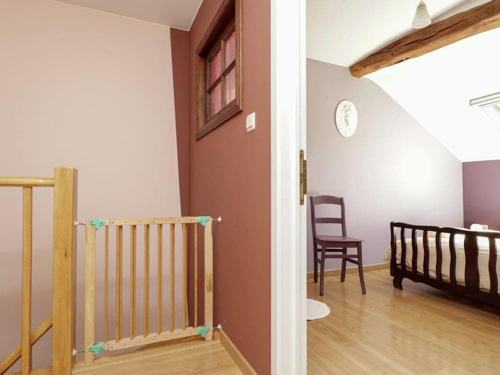 Cushy Holiday Home With Fenced Garden