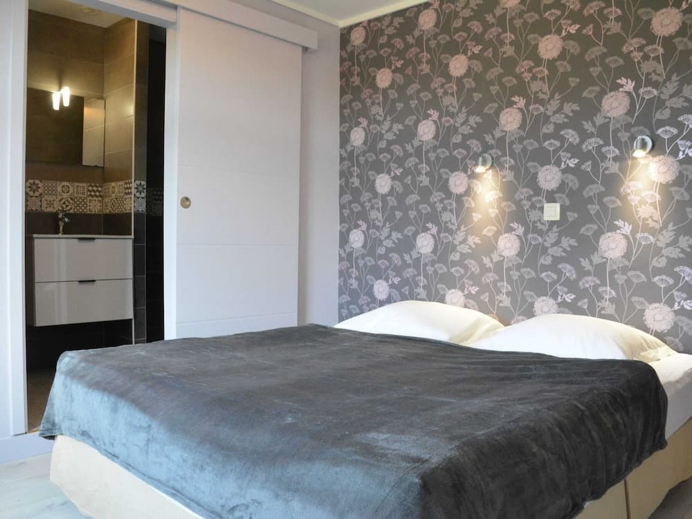 Group Villa With Sauna