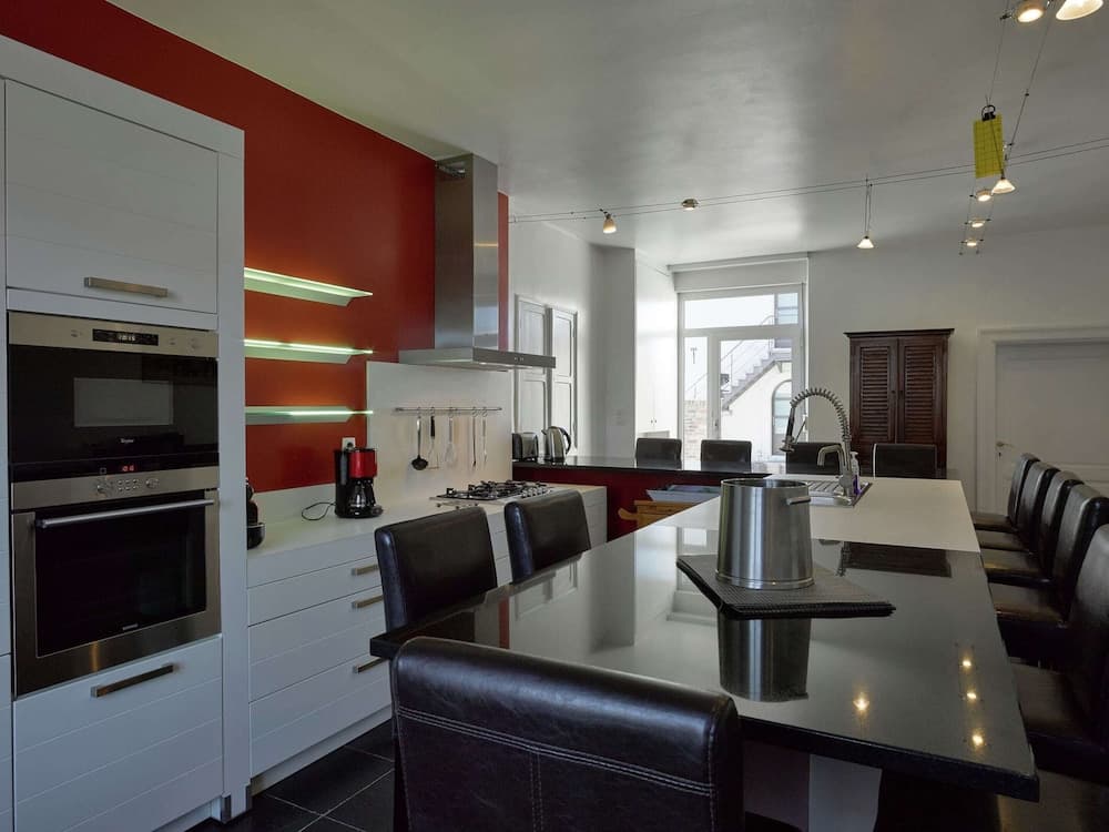 Lavish Castle in Thimister With Turkish Steambath, Sauna