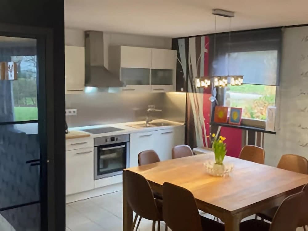 Cozy Cottage with Hot Tub, Sauna, Hammam