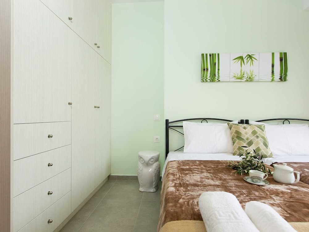 Villa in Arkadi With Pool Near the Sea