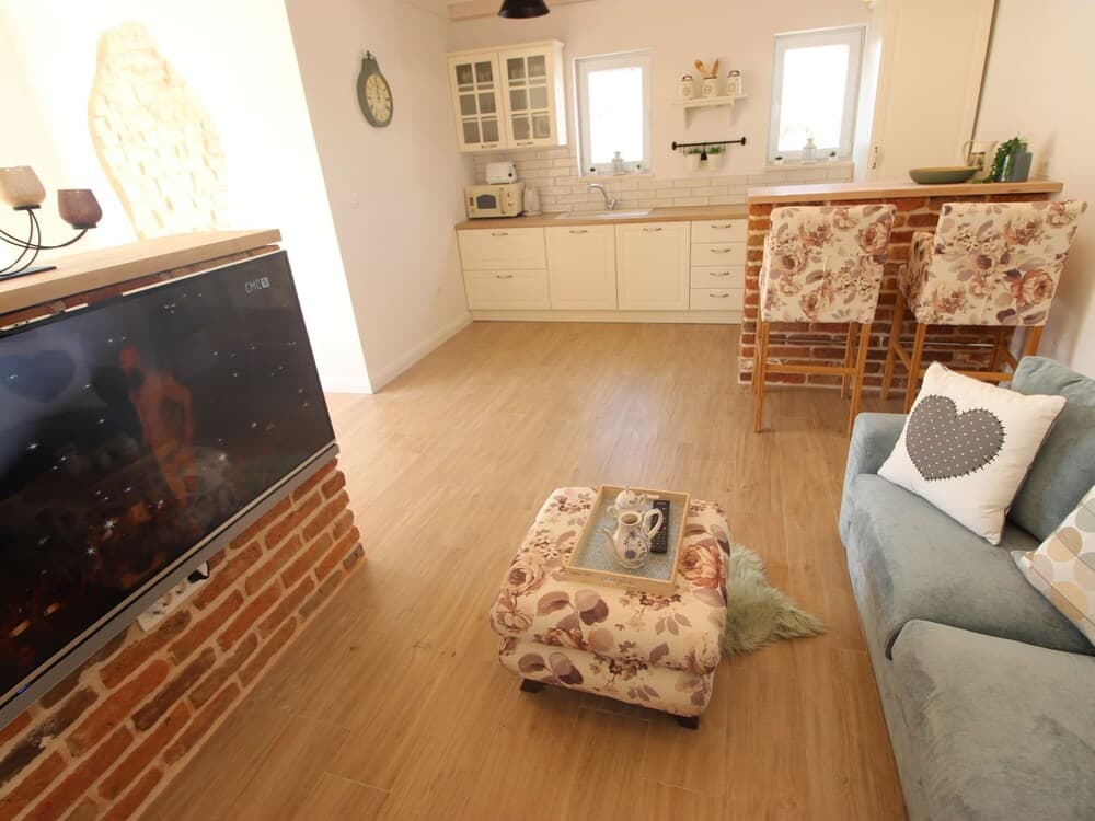 Villa With Private Pool and Terrace