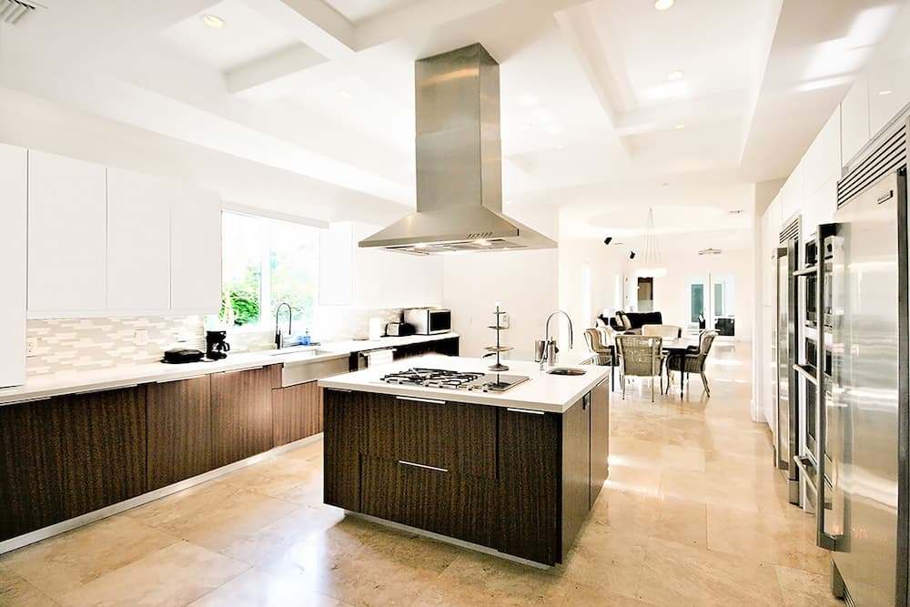 Bel Air Luxury Mansion