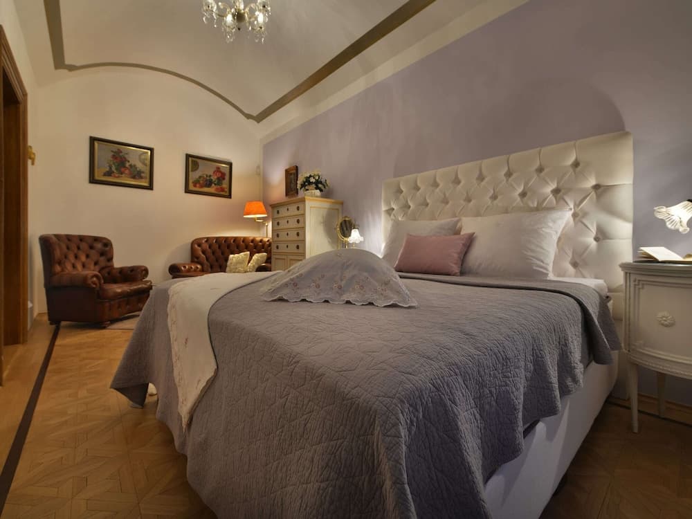 Charming Prague Downtown Flat