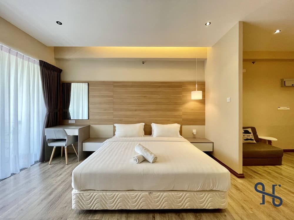 Homesuite' Home at Aeropod SOVO