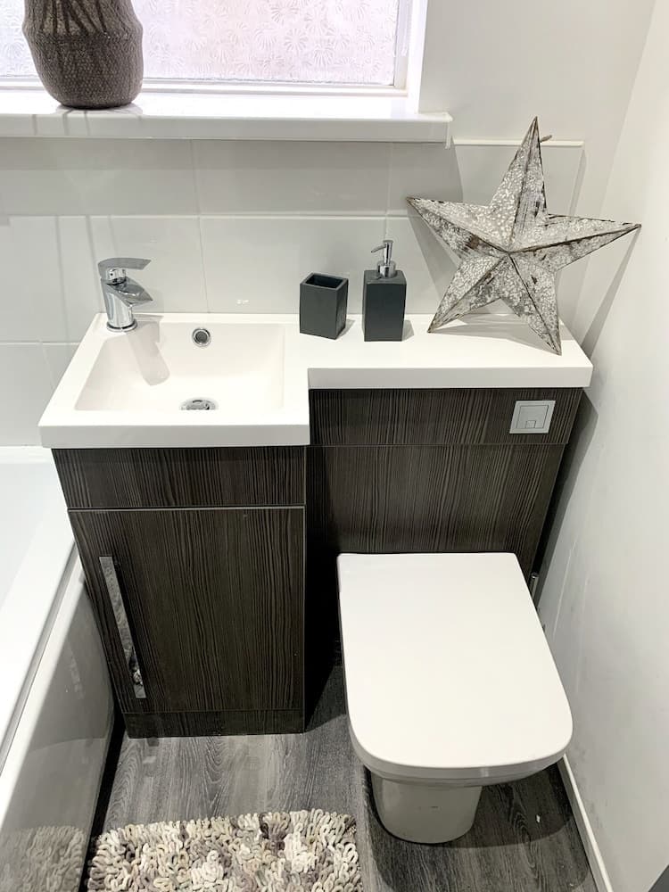 Victory Luxury Hot Tub House