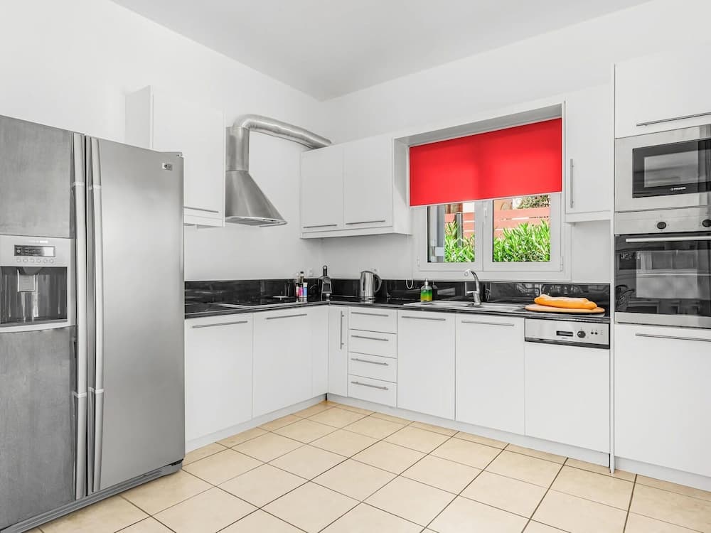 Villa in Epano Sisi Near Child-friendly Beach