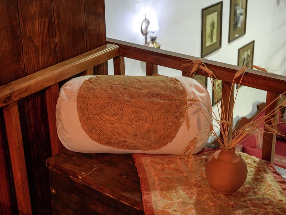 Villa in Crete With Vineyard Experience