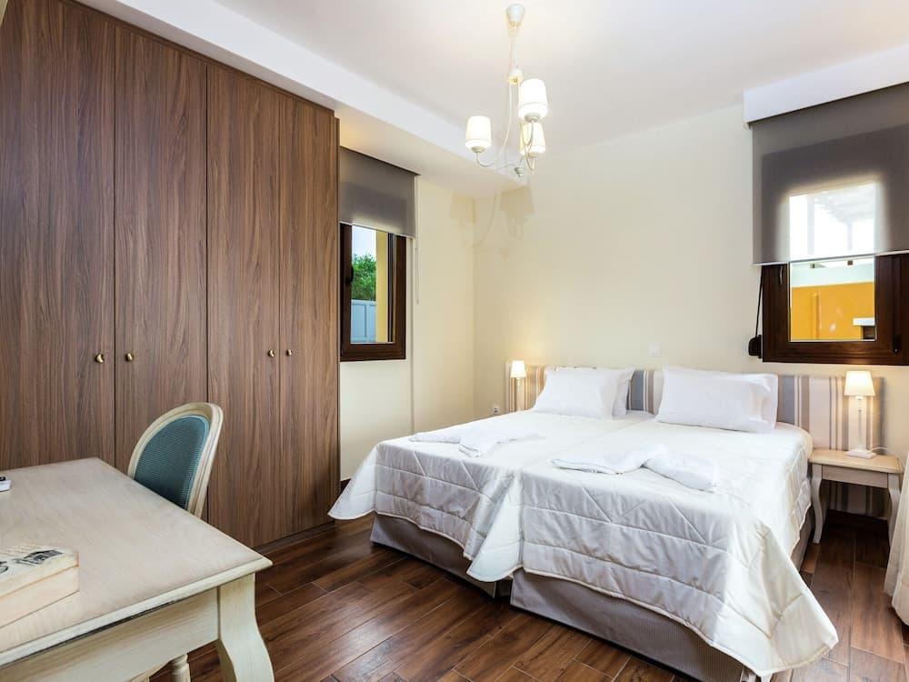 Villa with Private Pool near Sea & Arkadi Monastery on NW Coast