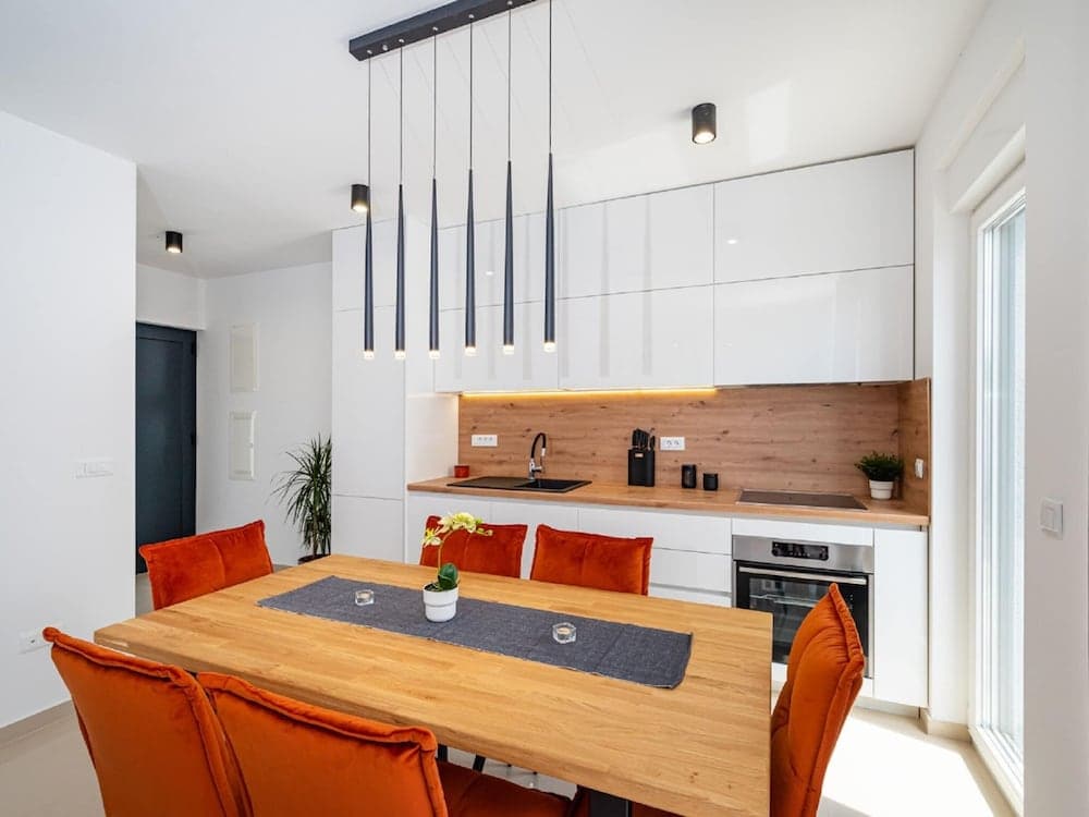 Villa in Zaton With Swimming Pool