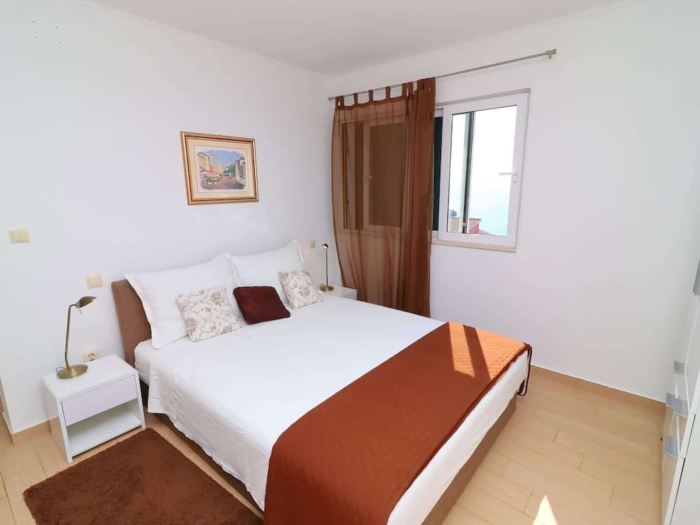 Sea View Villa in Cara