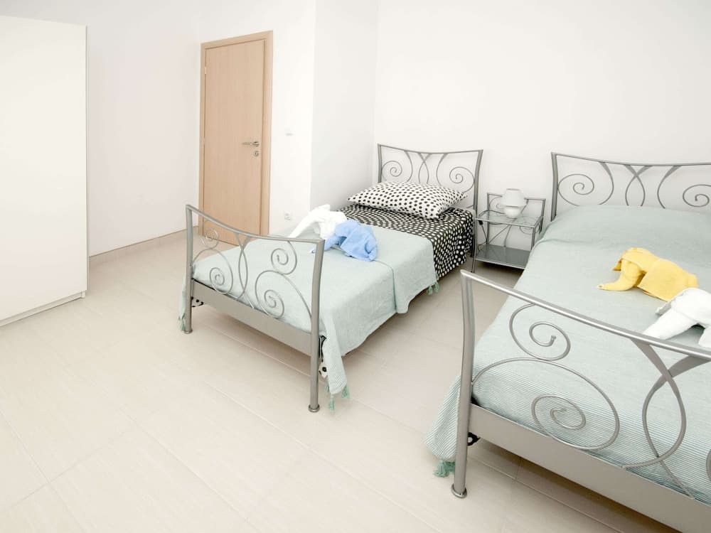 Apartment in Seget Donji With Terrace