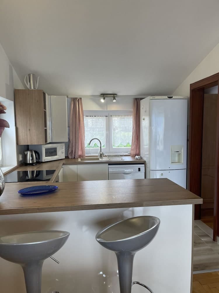 Top Floor Apartment With a Sea View Terrace Near the Sea